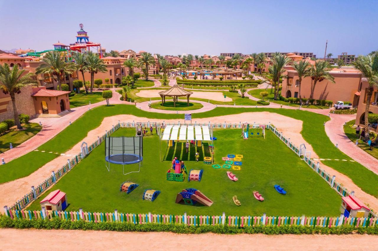 Charmillion Gardens Aquapark Hotel Шарм ел-Шейх Екстериор снимка The Village