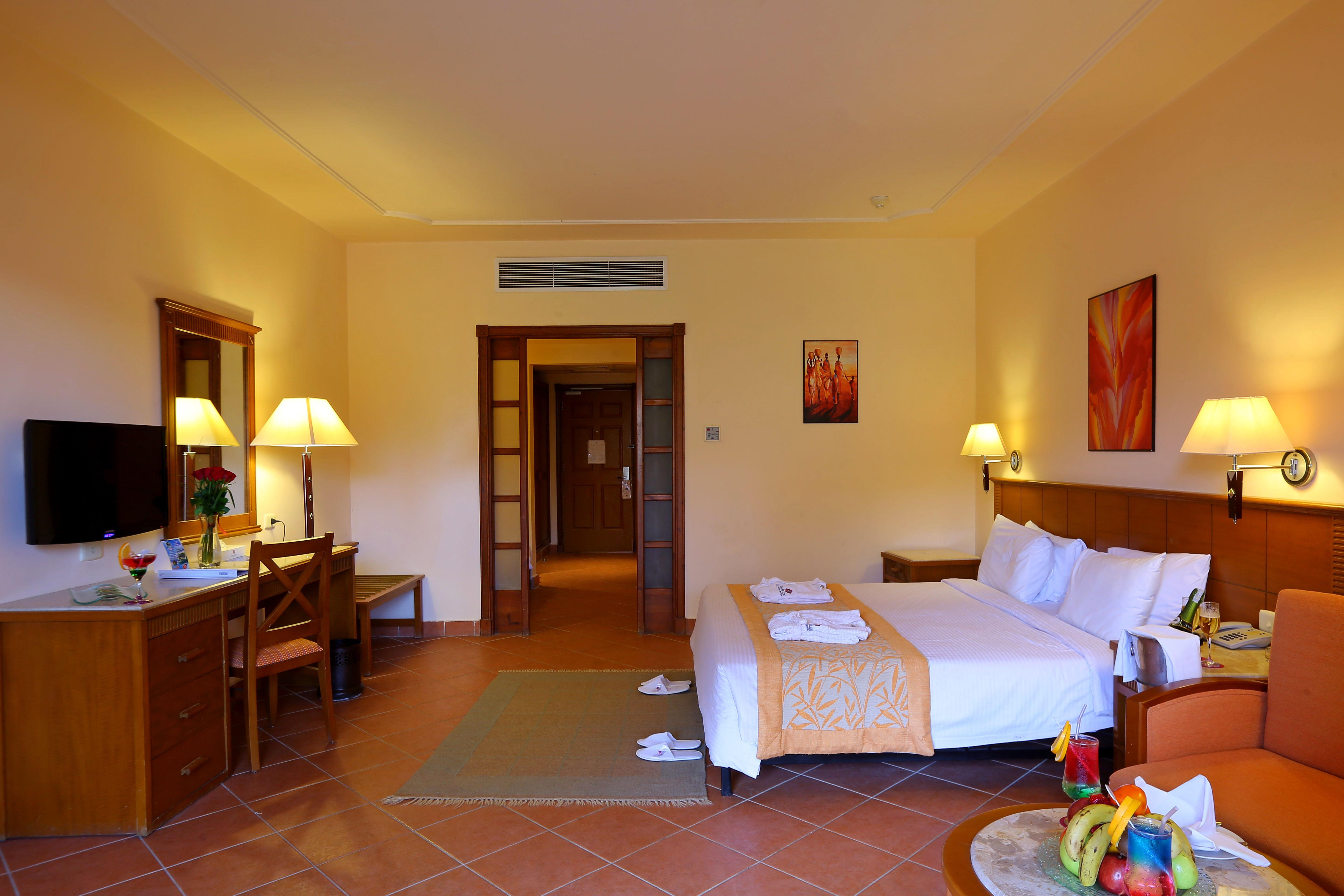 Charmillion Gardens Aquapark Hotel Шарм ел-Шейх Екстериор снимка A room at the Hilton Sharm El Sheikh