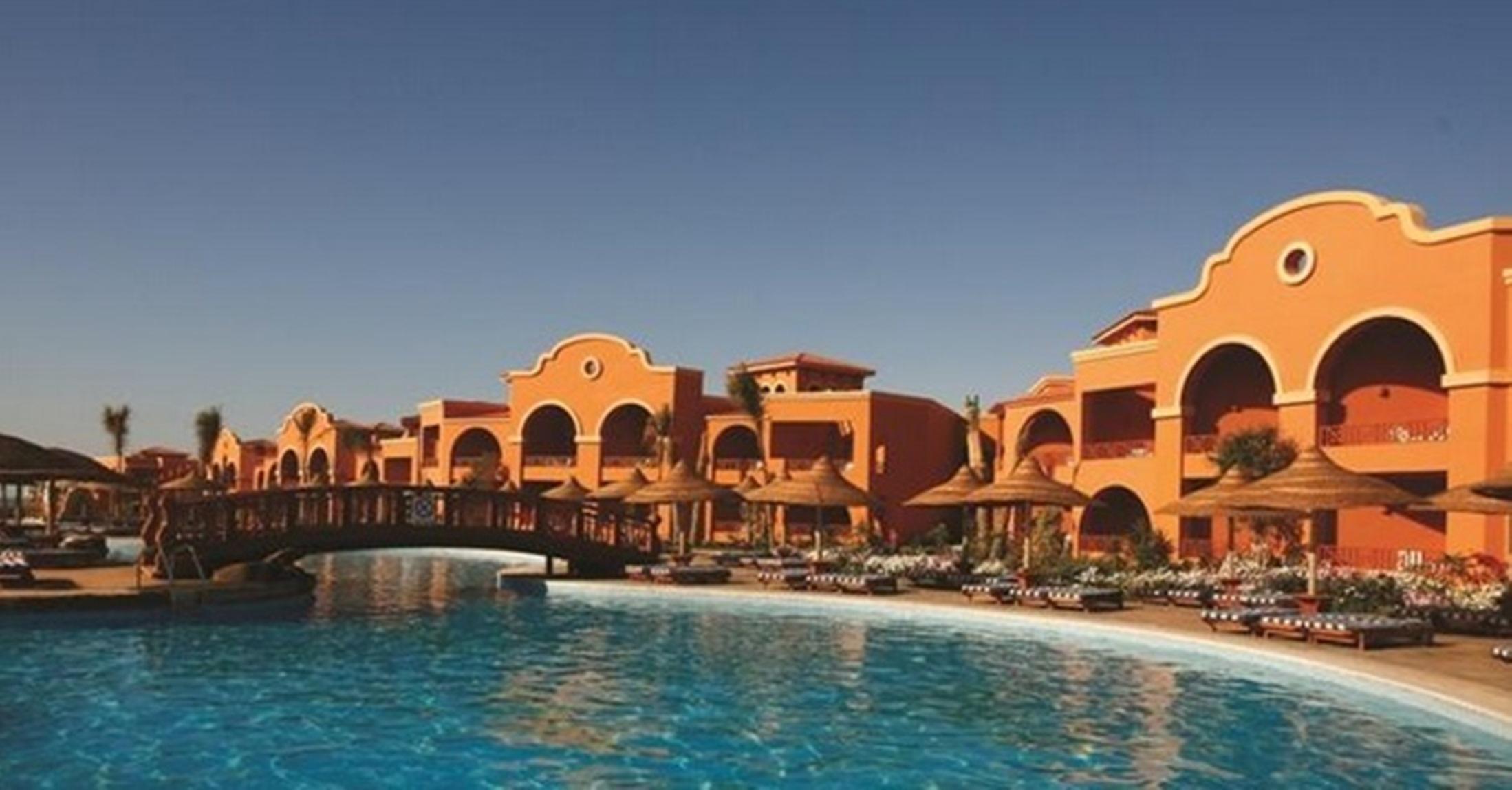 Charmillion Gardens Aquapark Hotel Шарм ел-Шейх Екстериор снимка The resort's pool