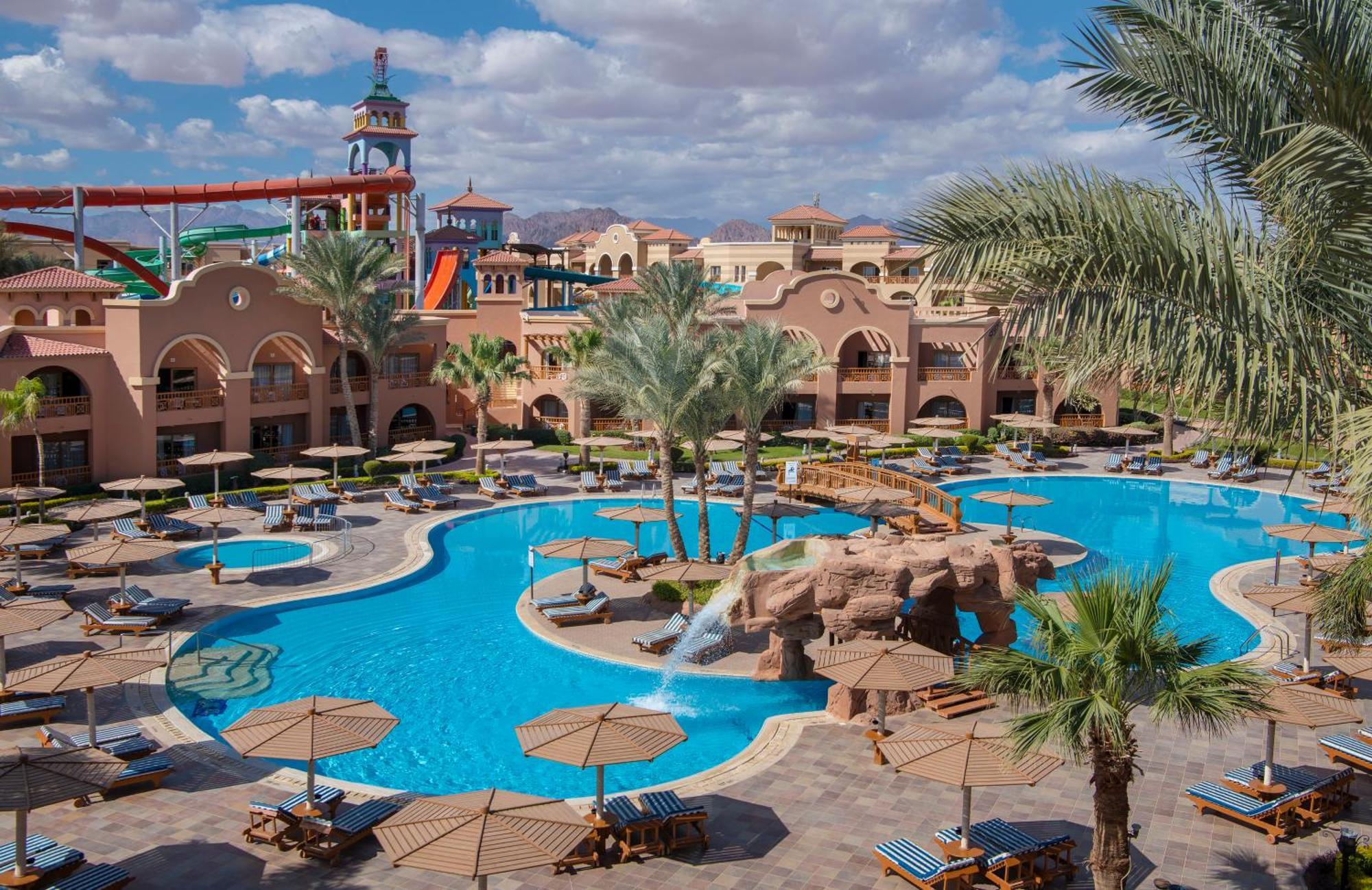 Charmillion Gardens Aquapark Hotel Шарм ел-Шейх Екстериор снимка Desert Falls Water World
