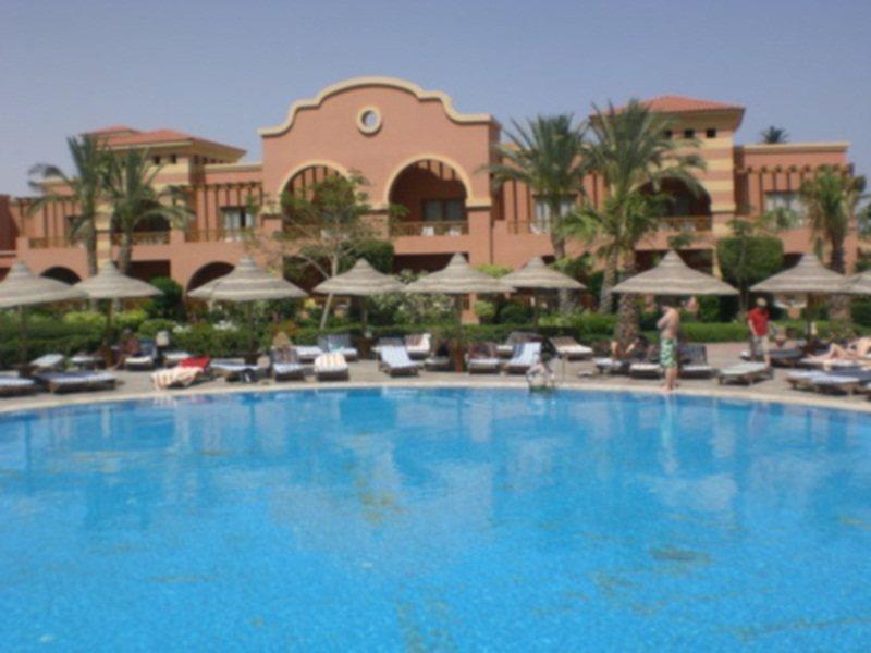 Charmillion Gardens Aquapark Hotel Шарм ел-Шейх Екстериор снимка Hilton Hurghada